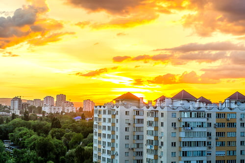 5 Ways To Become A Passive Real Estate Investor Without Investing a Dime