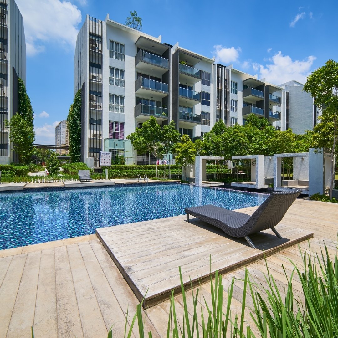 Apartment pool