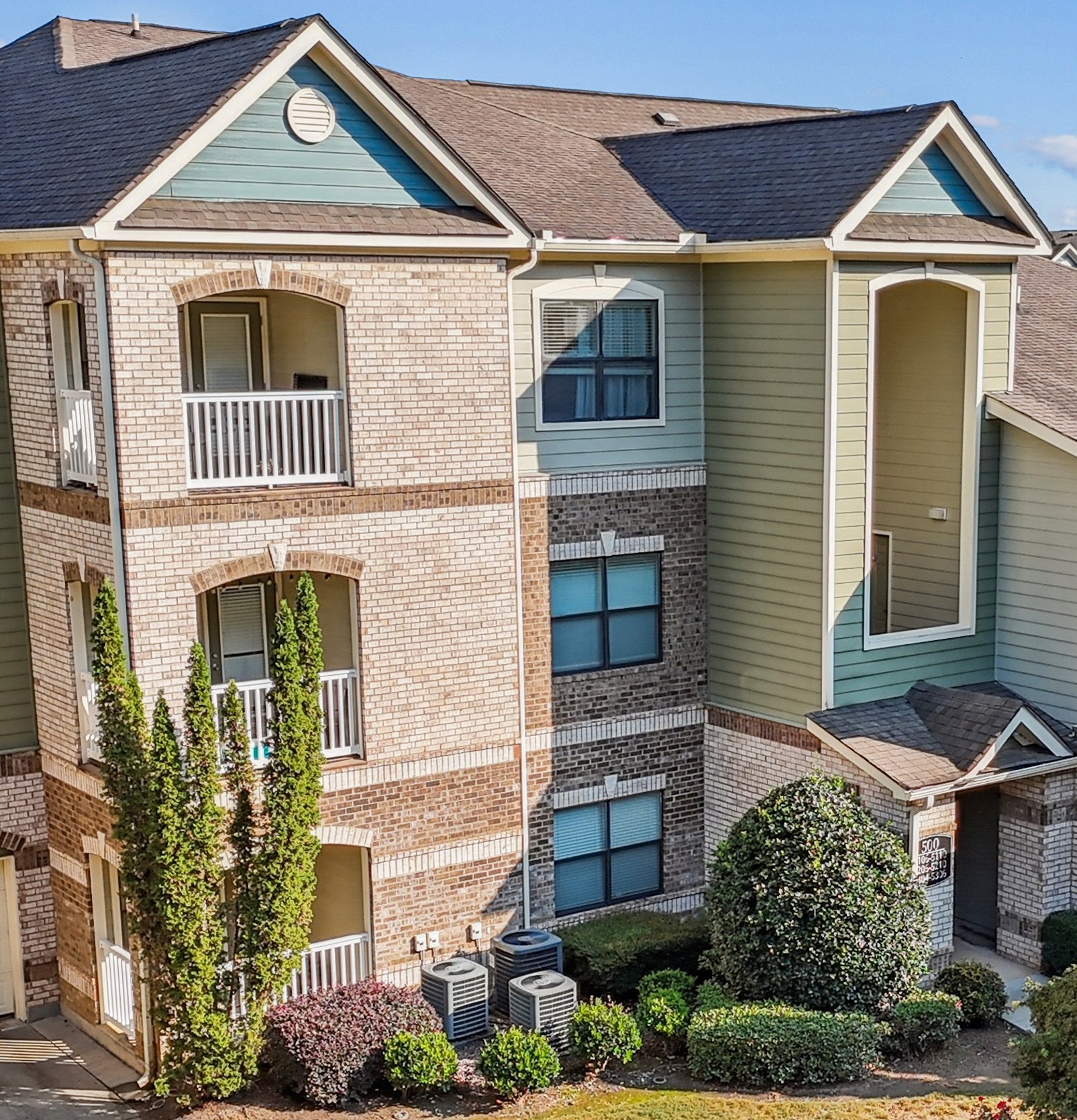 Apartment with shrubs